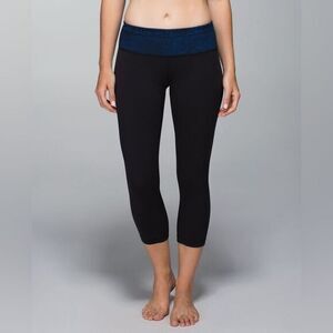 Lululemon Wunder‎ Under Crop II Full-On Luon size 2